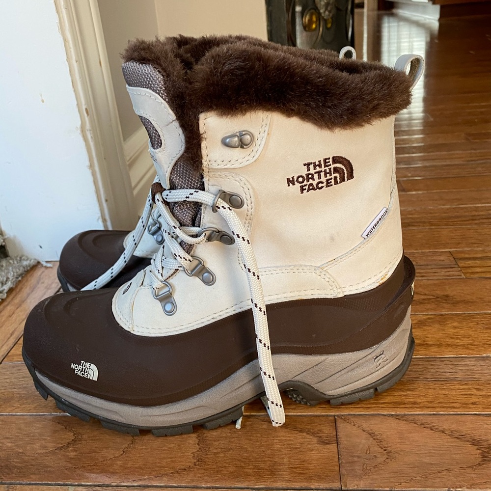 COPY - North face waterproof winter boots